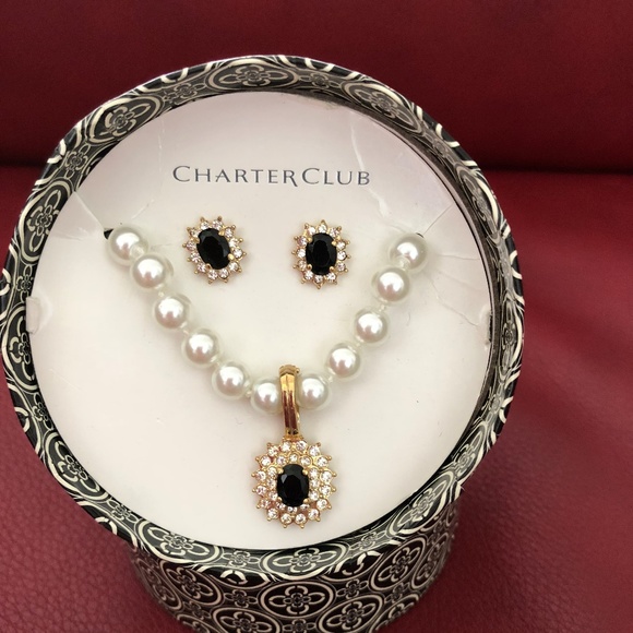 Parure De Bijoux Charter Club - Collier Pendentif Cristal & Boucles D'oreilles, Argenté & Rouge, Neuf étiqueté